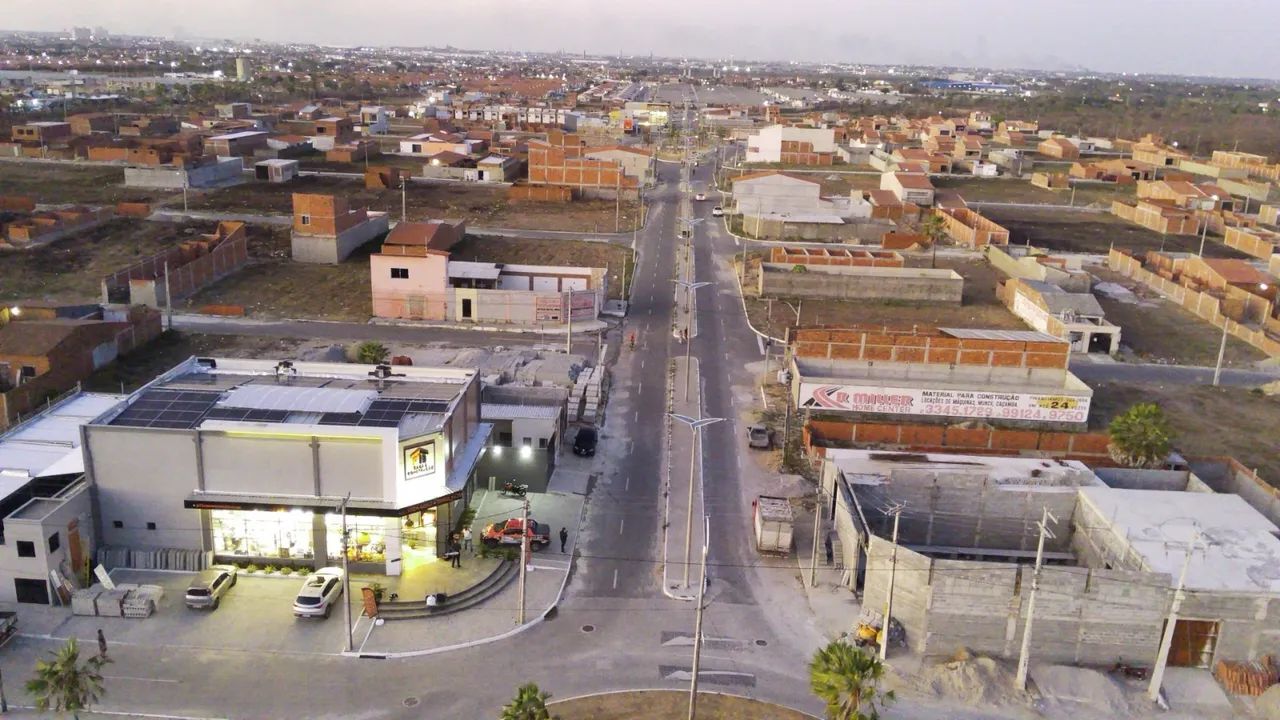 Lotes Mãe rainha por trás dos condominios pétalas e buques - Foto 2