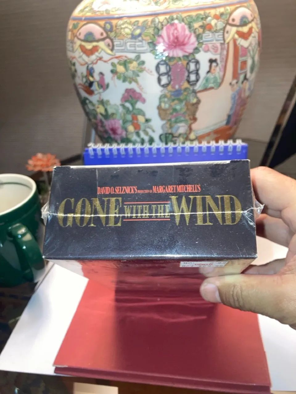 Fita VHS - ...E o Vento Levou . Novo e lacrado . Idioma Inglês !  - Foto 2