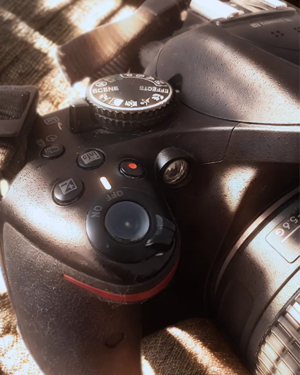  Nikon D5200 DSLR - Tela articulável ideal para selfies, vlogs e ângulos criativos. - Foto 4