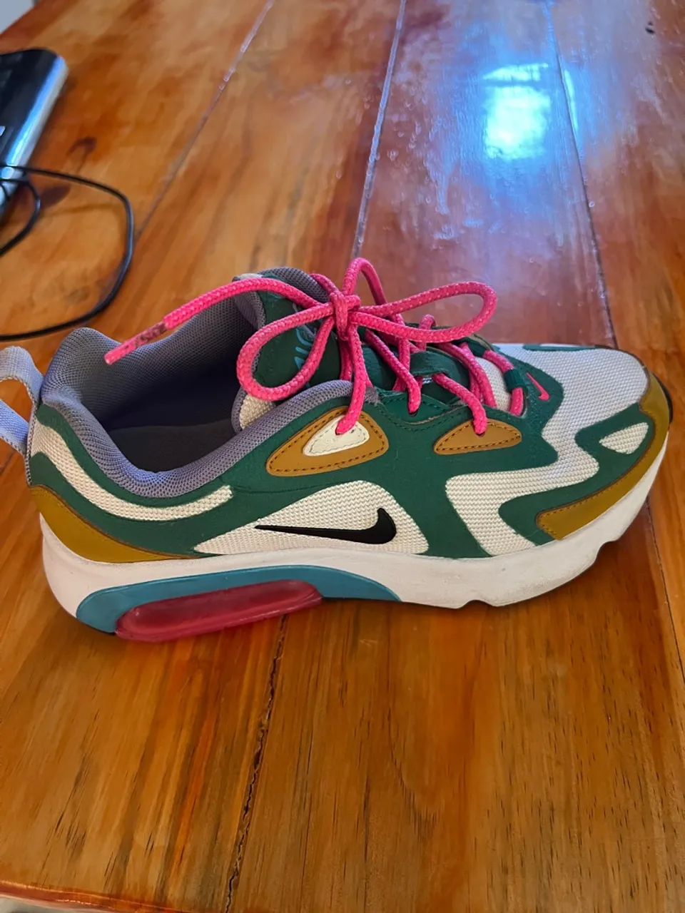Tênis Nike Air Max 2090