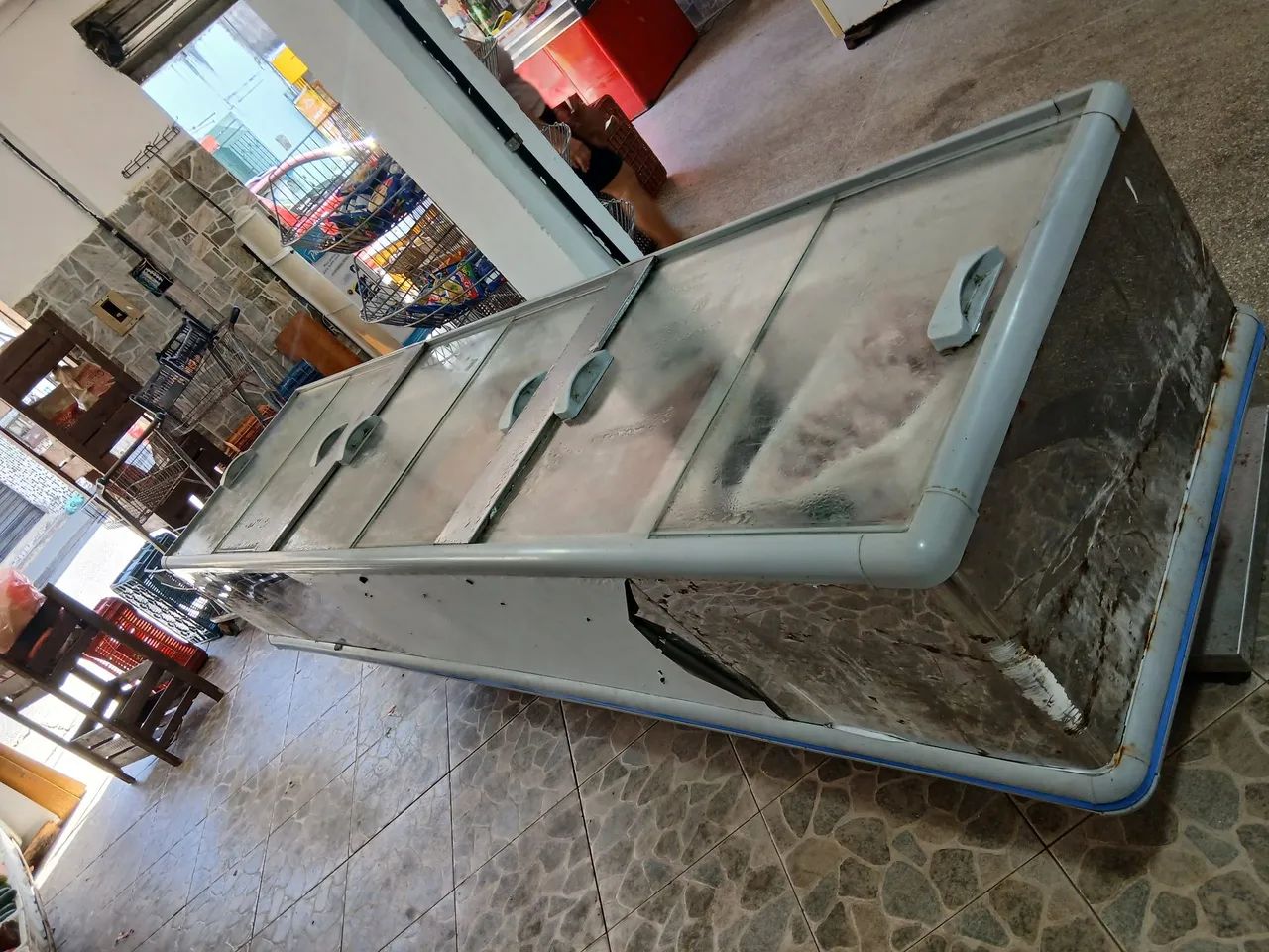 Vendo ilha conservada *66