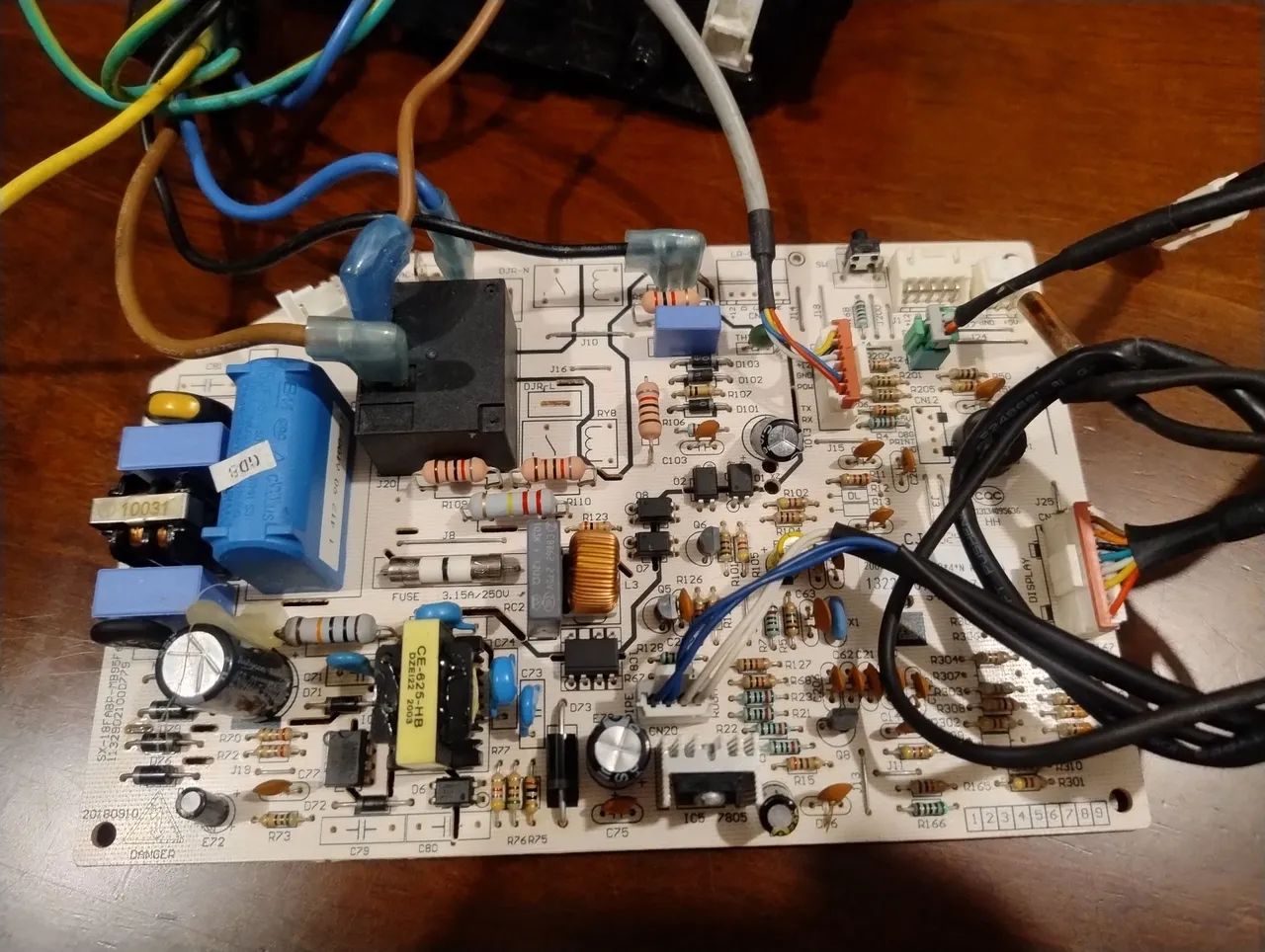 Placa Eletrônica Ar Condicionado HVFI09B2IB 