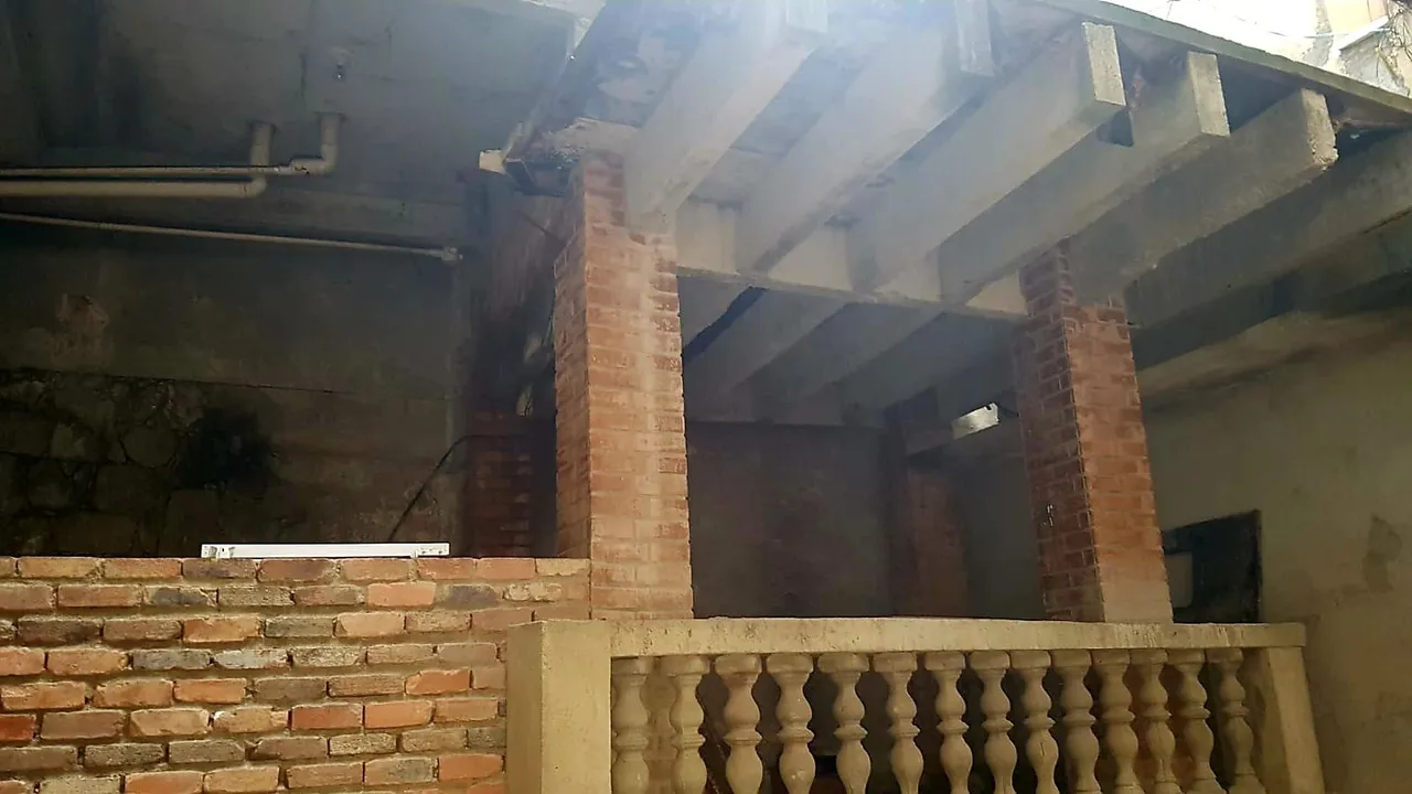 Venda de apartamento térreo grande como na foto