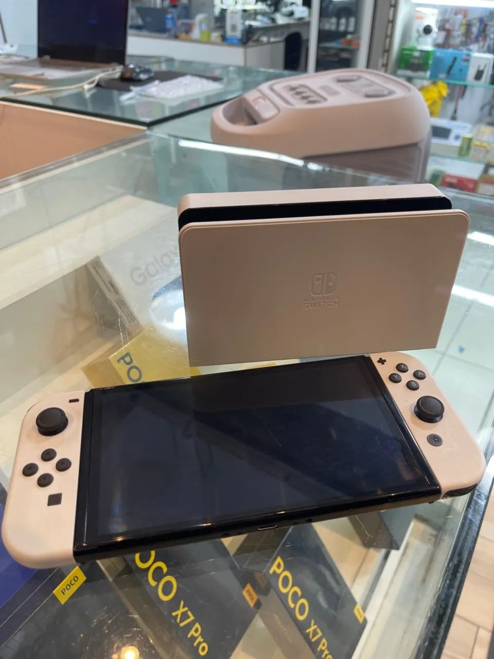 Nintendo Switch OLED Desbloqueado + Pro Controller + SD 256GB - Foto 2