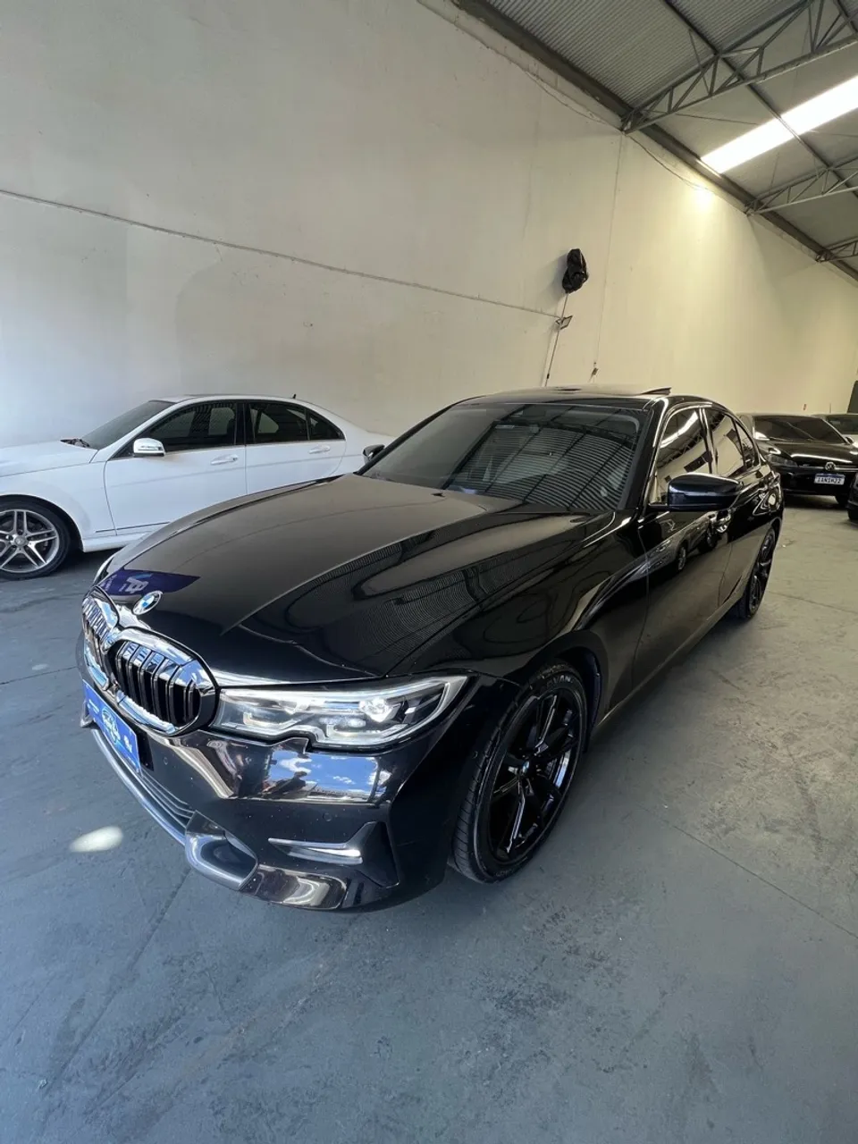 BMW 320 I Sport 2.0 turbo ? completa automática teto solar top