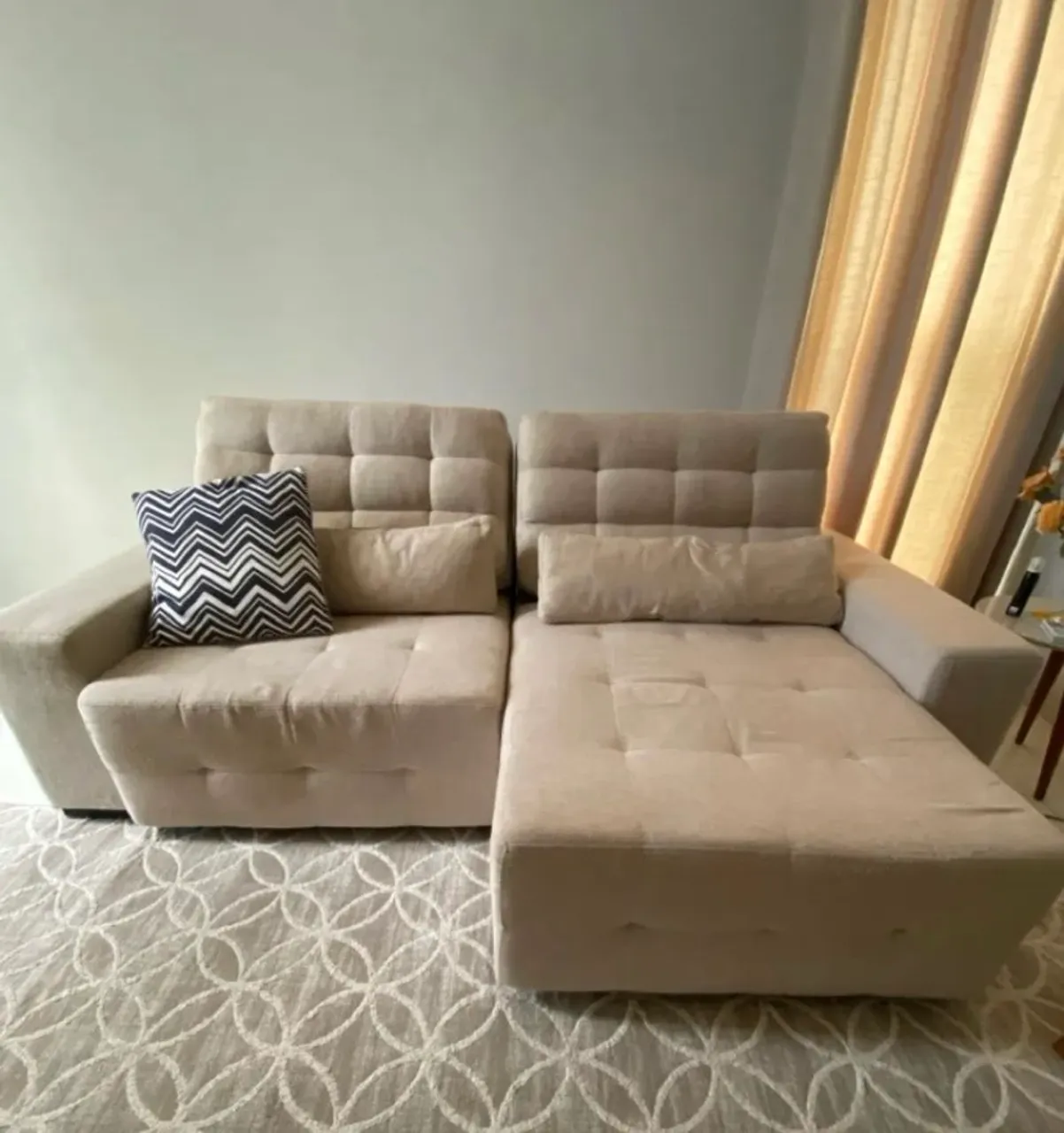 Sofá Modular 2 lugares com Chaise