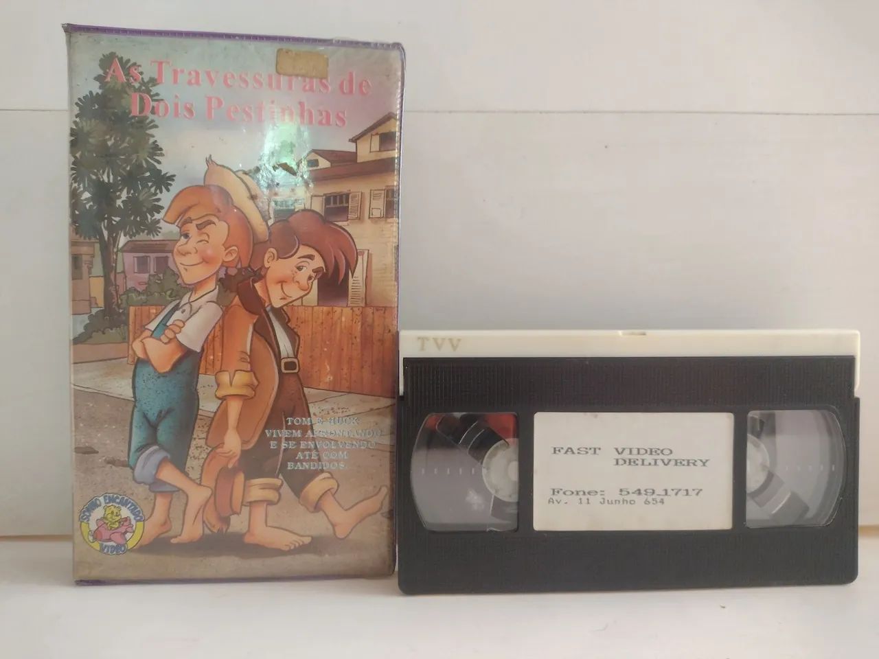 VHS As Travessuras de Dois Pestinhas - Foto 3