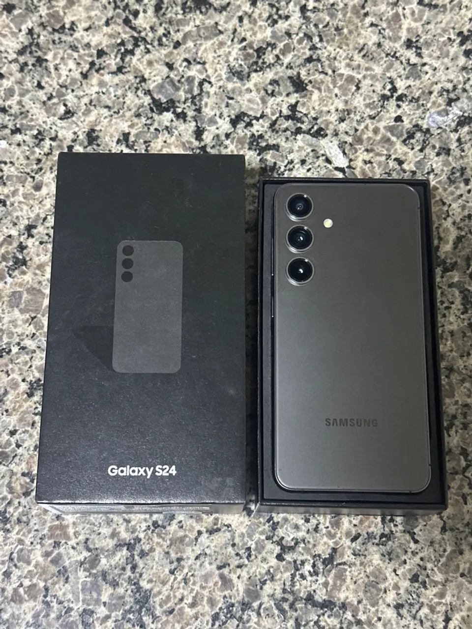 Galaxy S24