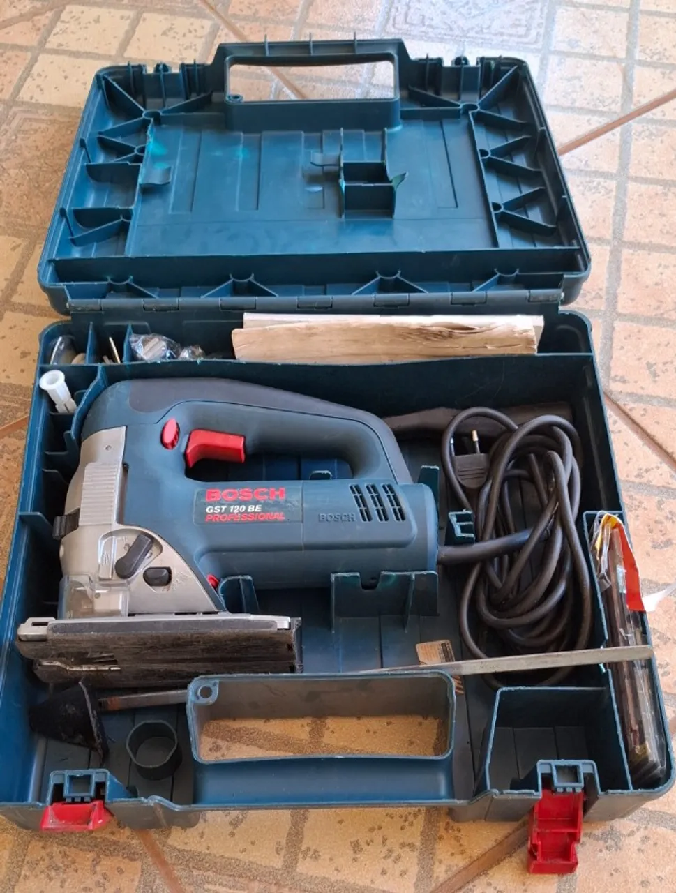 Serra Tico tico bosch gst 120be
