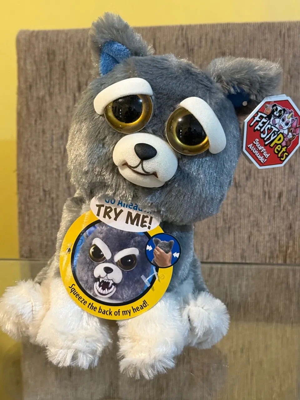 feisty Lobo importado