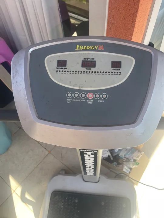 Plataforma Vibratória Energym - Usada - Foto 4