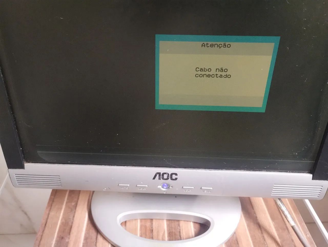 Monitor AOC 1464166992720001122
