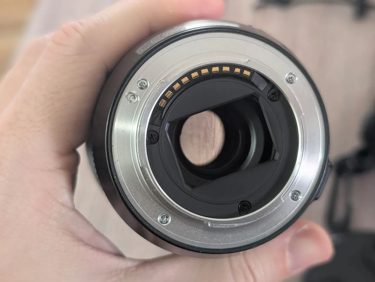 Lente Fujifilm XF 10-24mm f/4 WR + Case - Foto 4