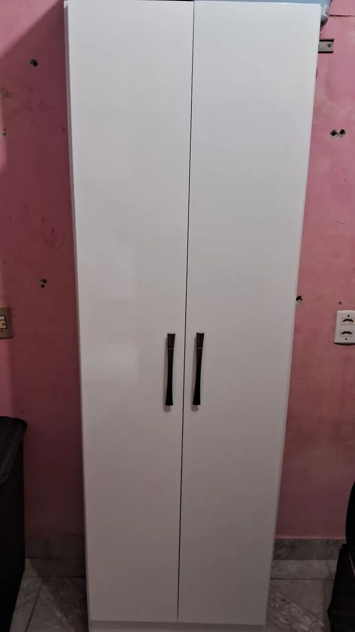 Multi-purpose cabinet with 4 shelves