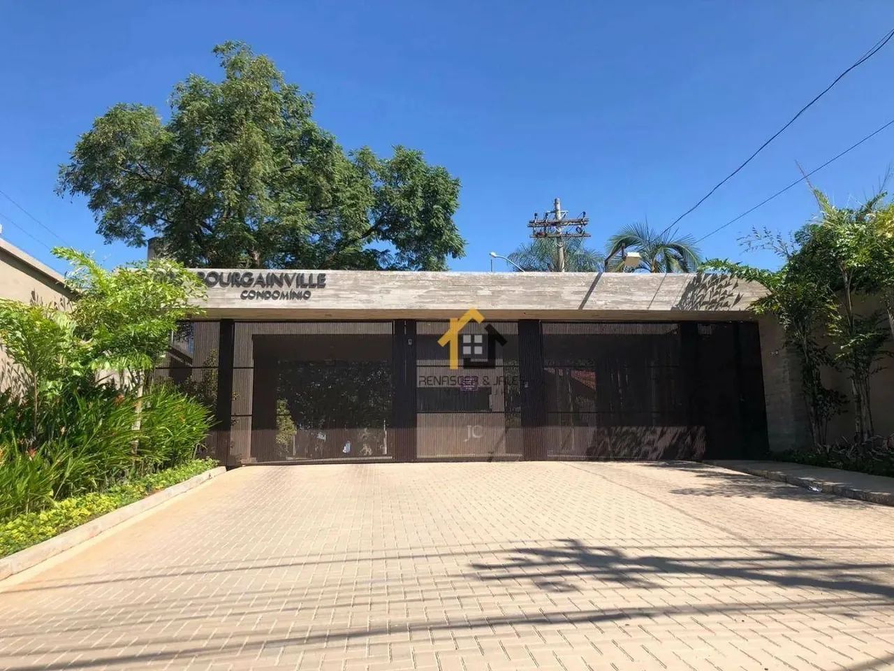 Terreno à venda, 1611 m² por R$ 2.420.000,00 - Condomínio Bourgainville - São José do Rio 