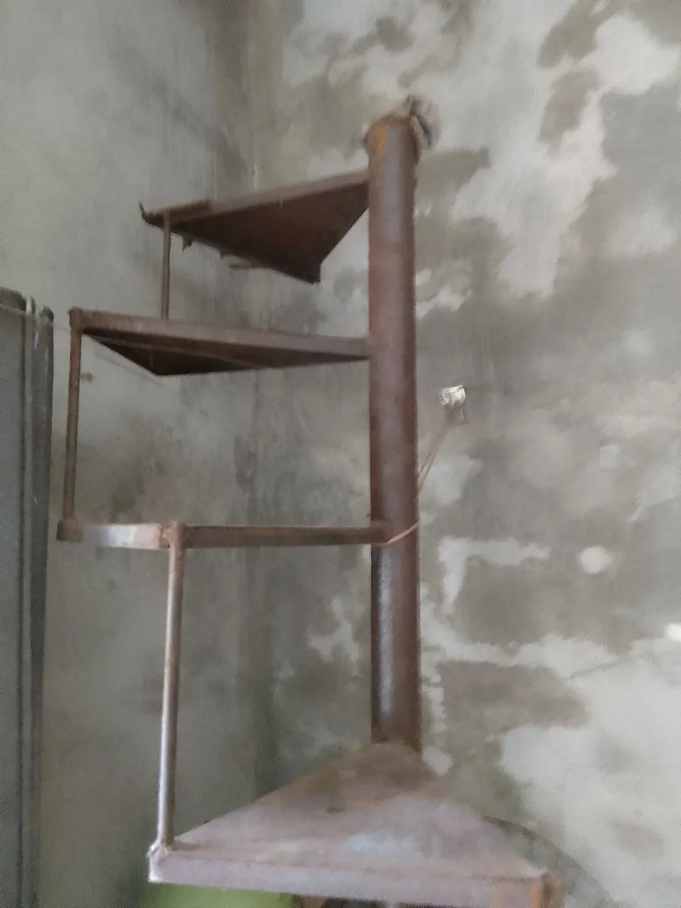 Escada Caracol de Ferro