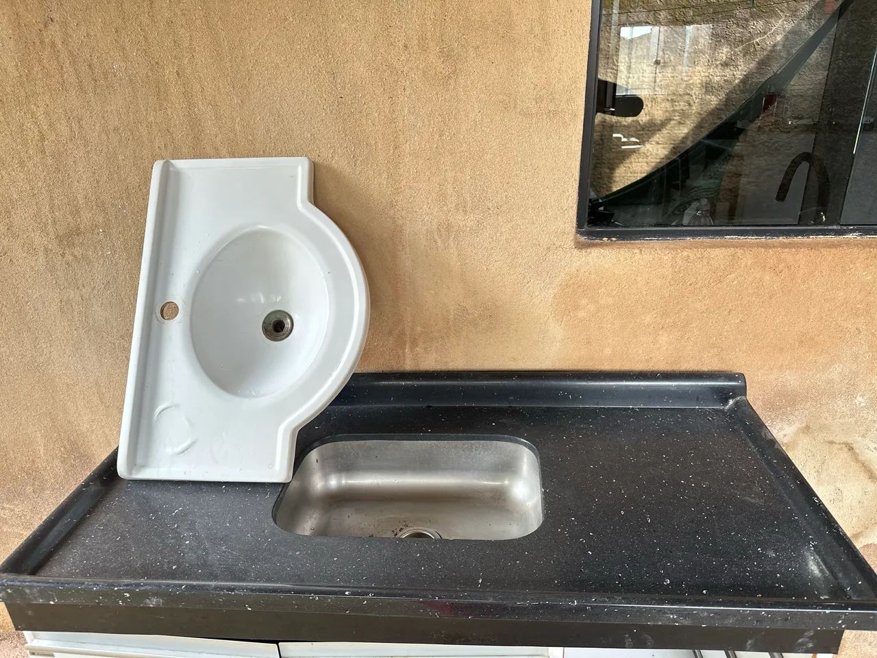 Kitchen and Bathroom Sinks64842828677122121