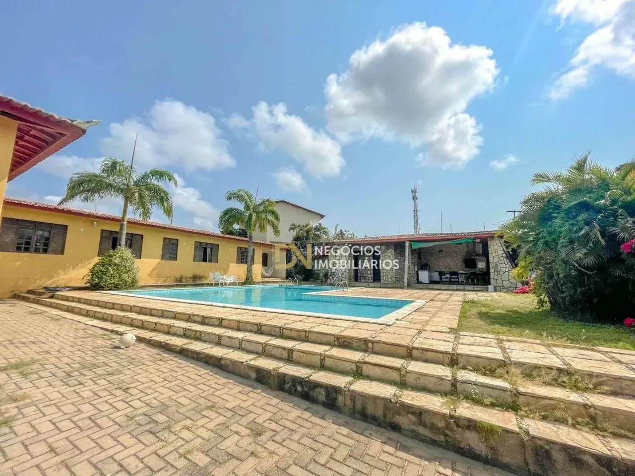 Casa com 5 dormitórios para alugar, 587 m² por R$ 5.780,03/ano - Pitimbu - Natal/RN