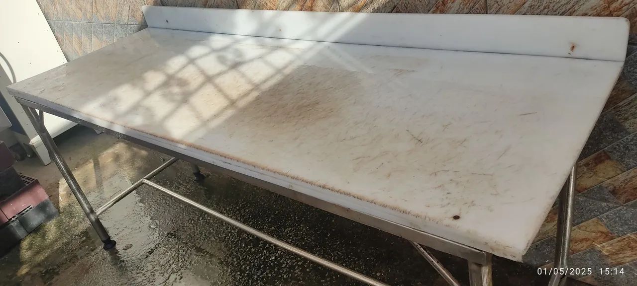 3 mesas INOX industrial e tampão em polietileno"LEIA" - Foto 2