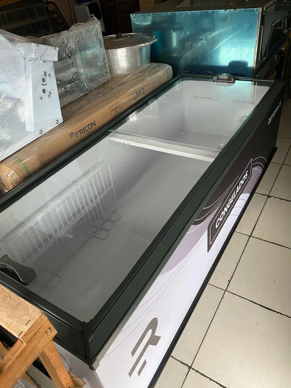 Ilha pra congelados e frios Refrimate 2 metros  - Foto 5