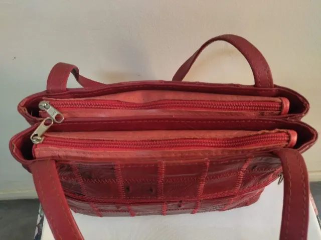 BOLSA DE COURO VERMELHA FEMININA - Foto 4