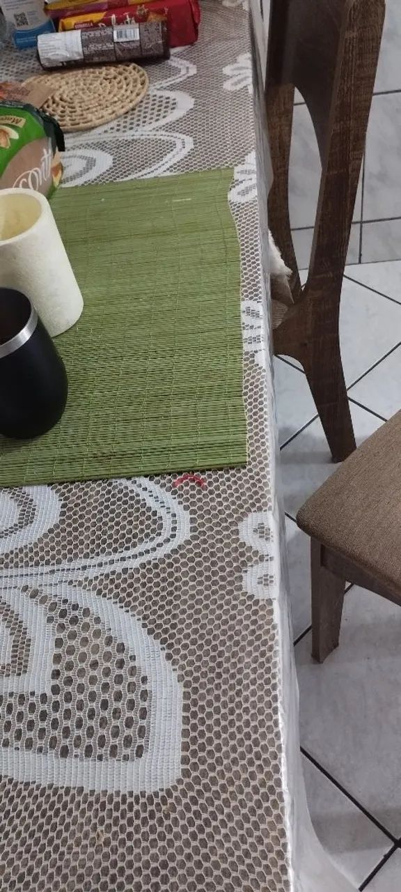 Table set with 4 chairs64296267055489120