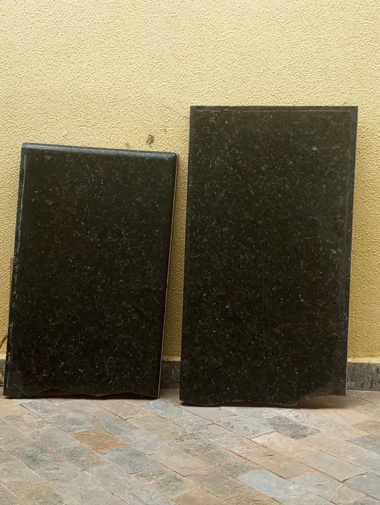 2 Placas de Granito Verde