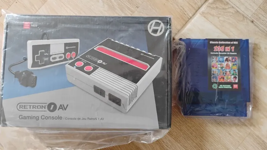 Famiclone Nintendinho NES Hyperkin completo+ cartucho com 239 sem repetir!