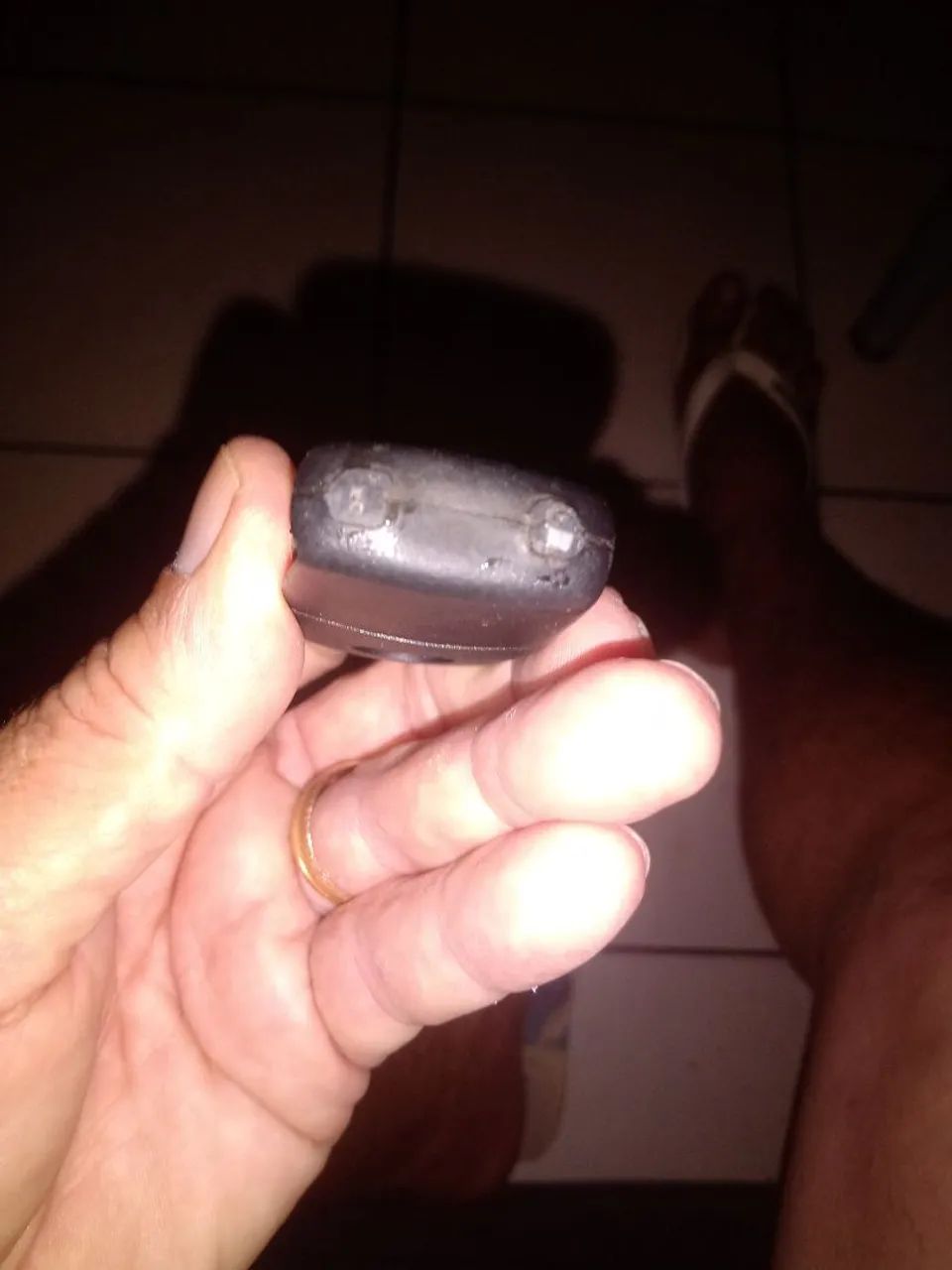 Carcaça chave canivete semi novo o lugar q botar o chaveiro quebrou - Foto 4