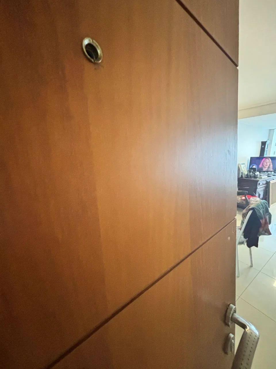 Porta Madeira maciça (defeito na fechadura)64607089538049122