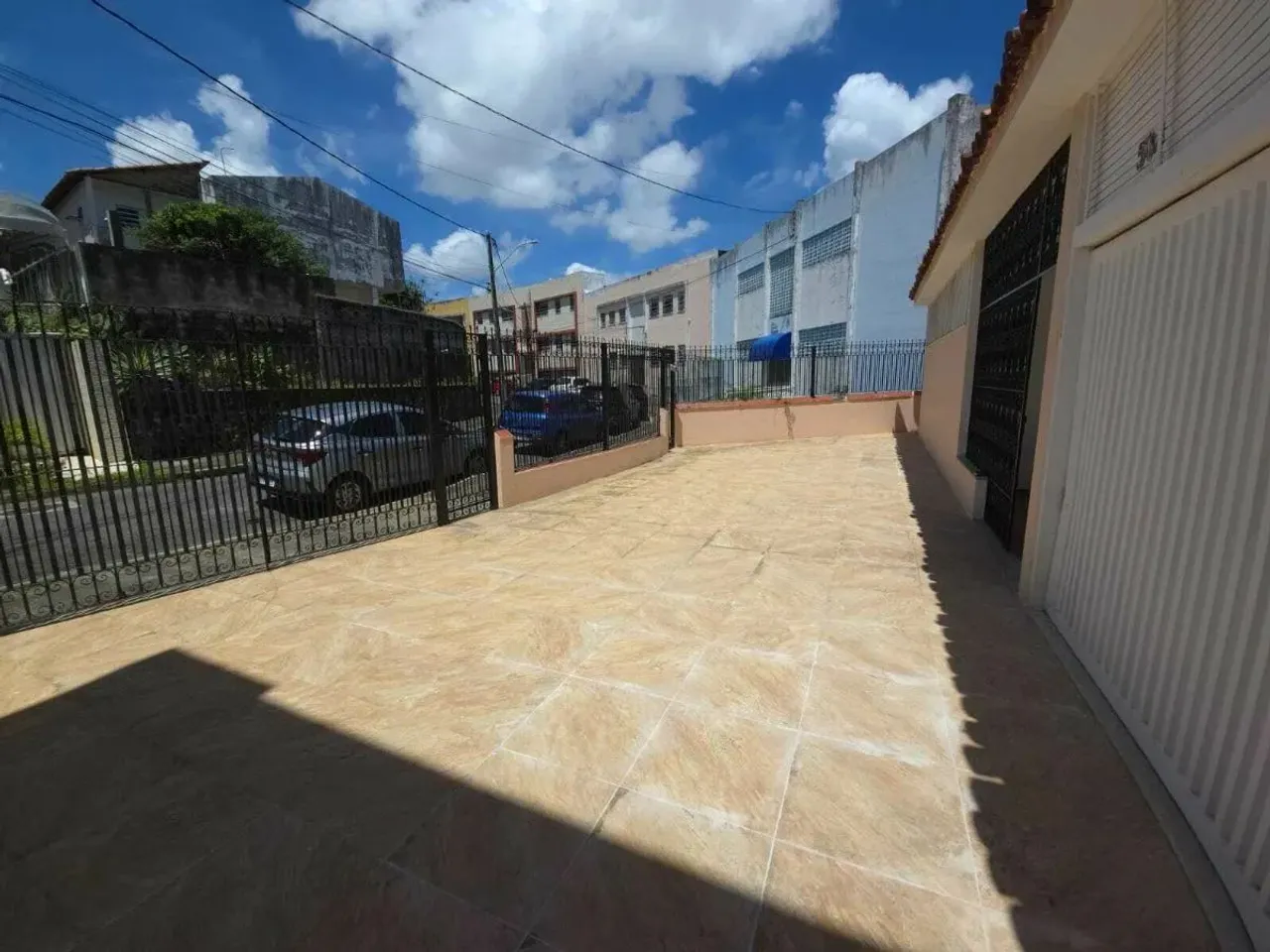 Casa SEDE EMPRESA para venda em Salvador - BA