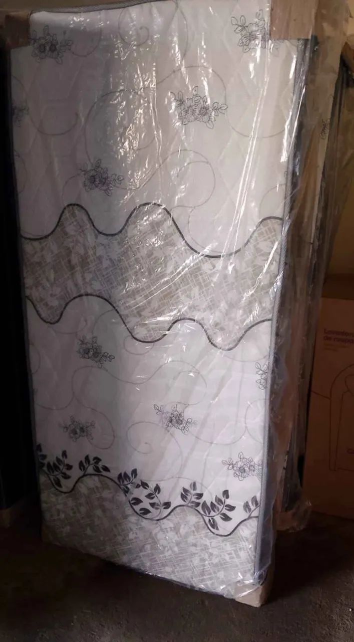 Cama box solteiro nova ja