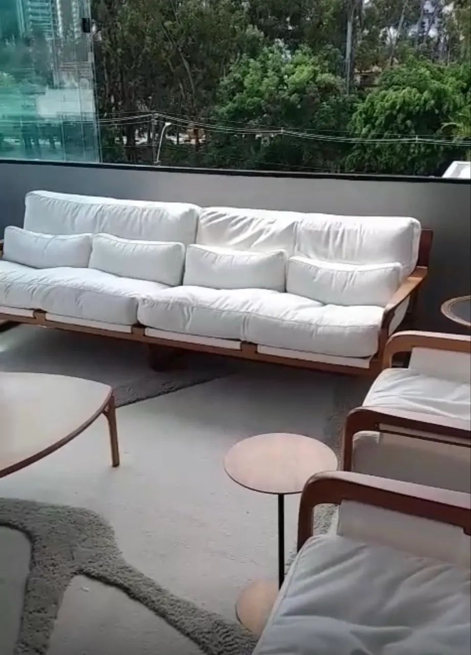 Sofá Pitu design Aristeu Pires 