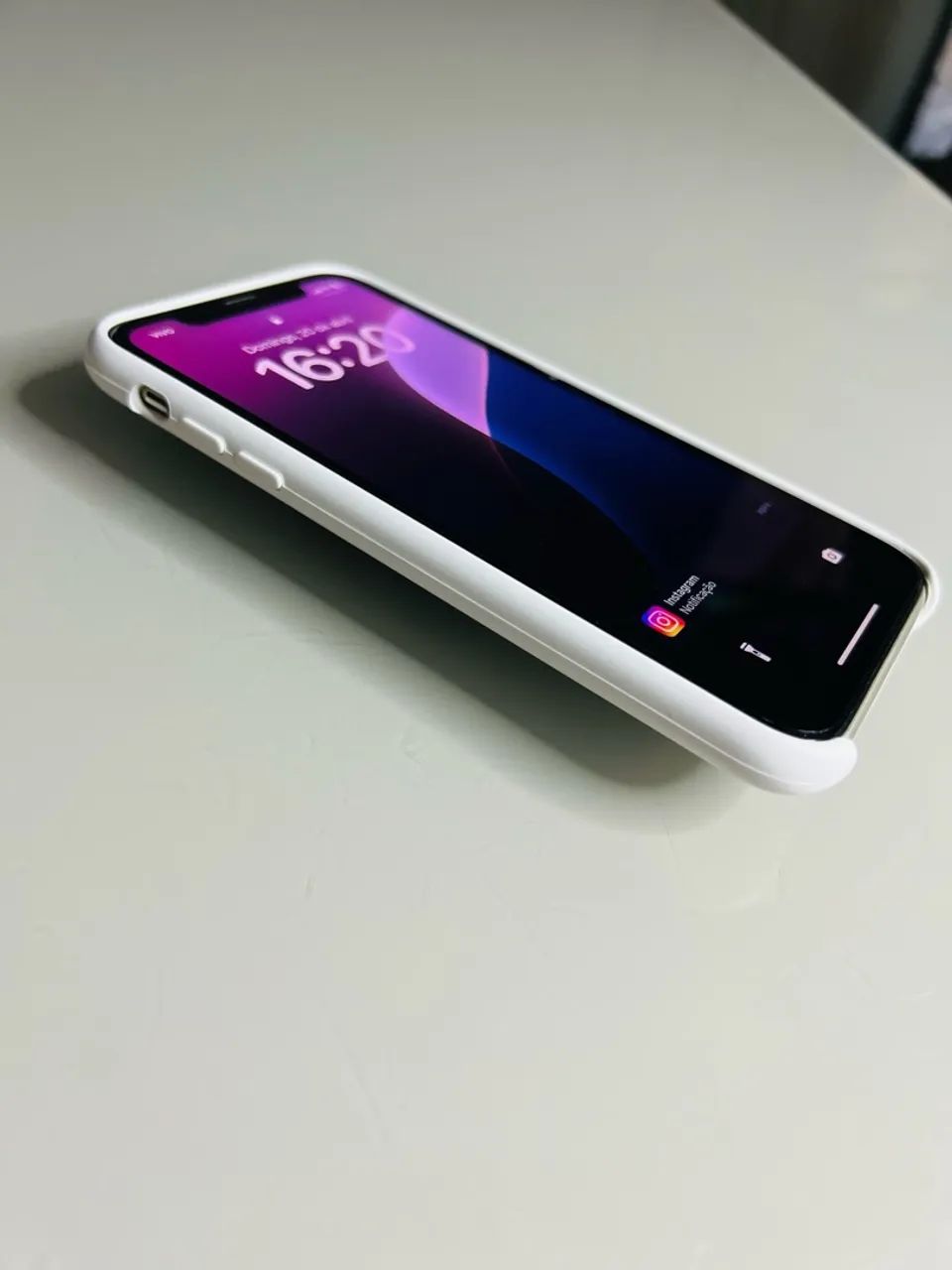 iPhone 11 64GB