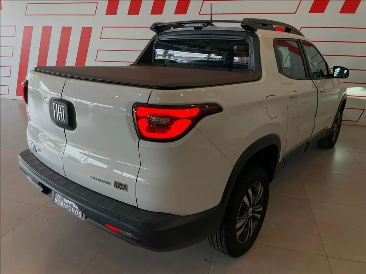 FIAT TORO 1.3 TURBO 270 FLEX FREEDOM AT6 - Foto 4