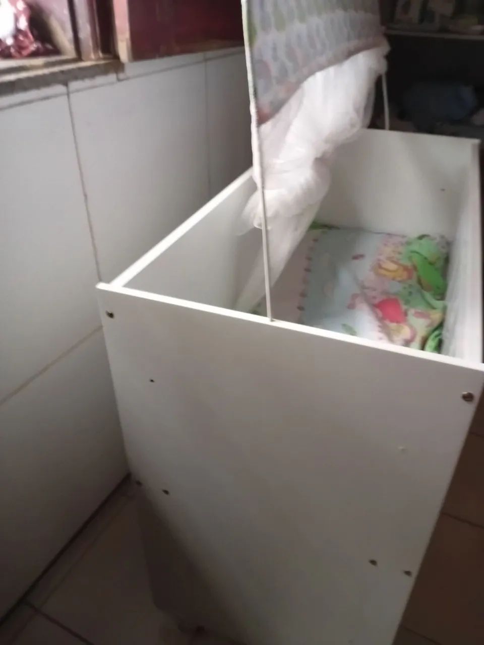 Vendo mine Berço de Bebê acompanha colchão apenas 1 mes de uso - Foto 5