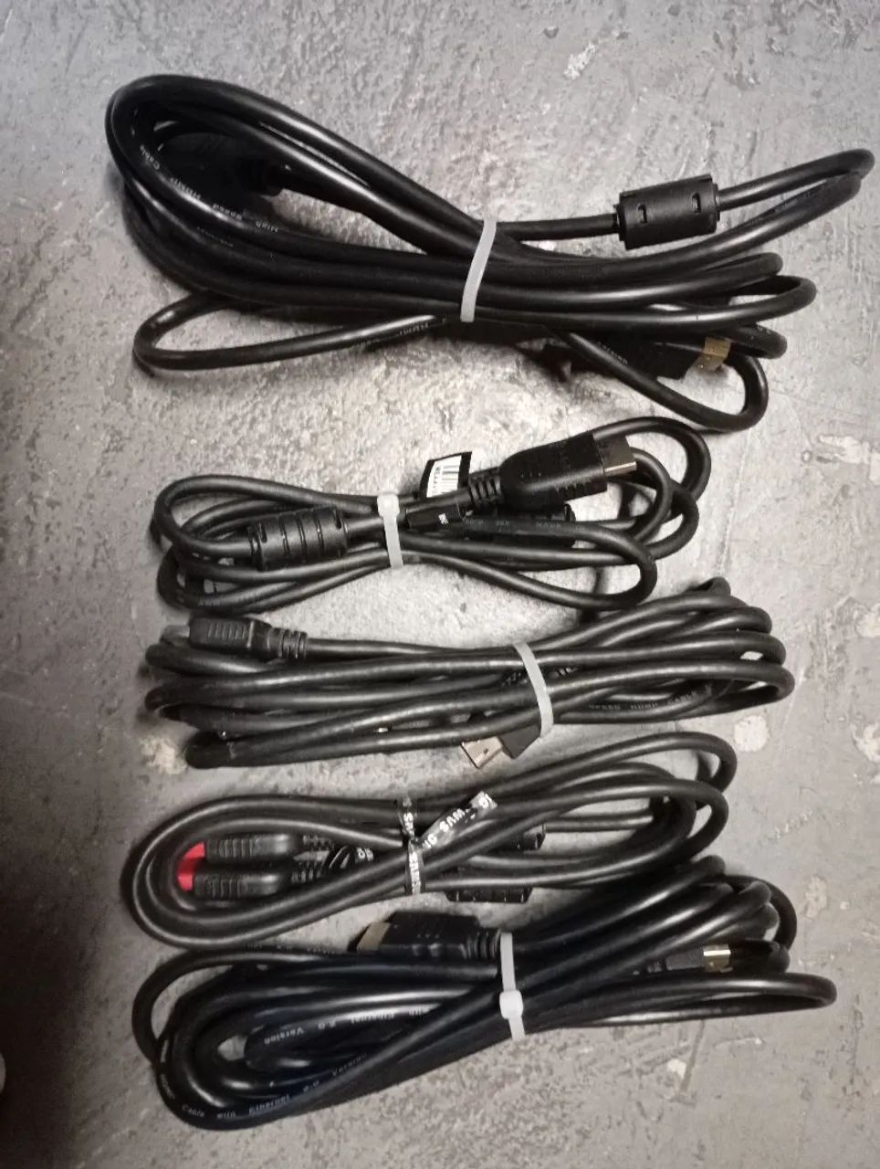 Kit com 5 Cabos HDMI - Ótimo Estado! - Foto 2