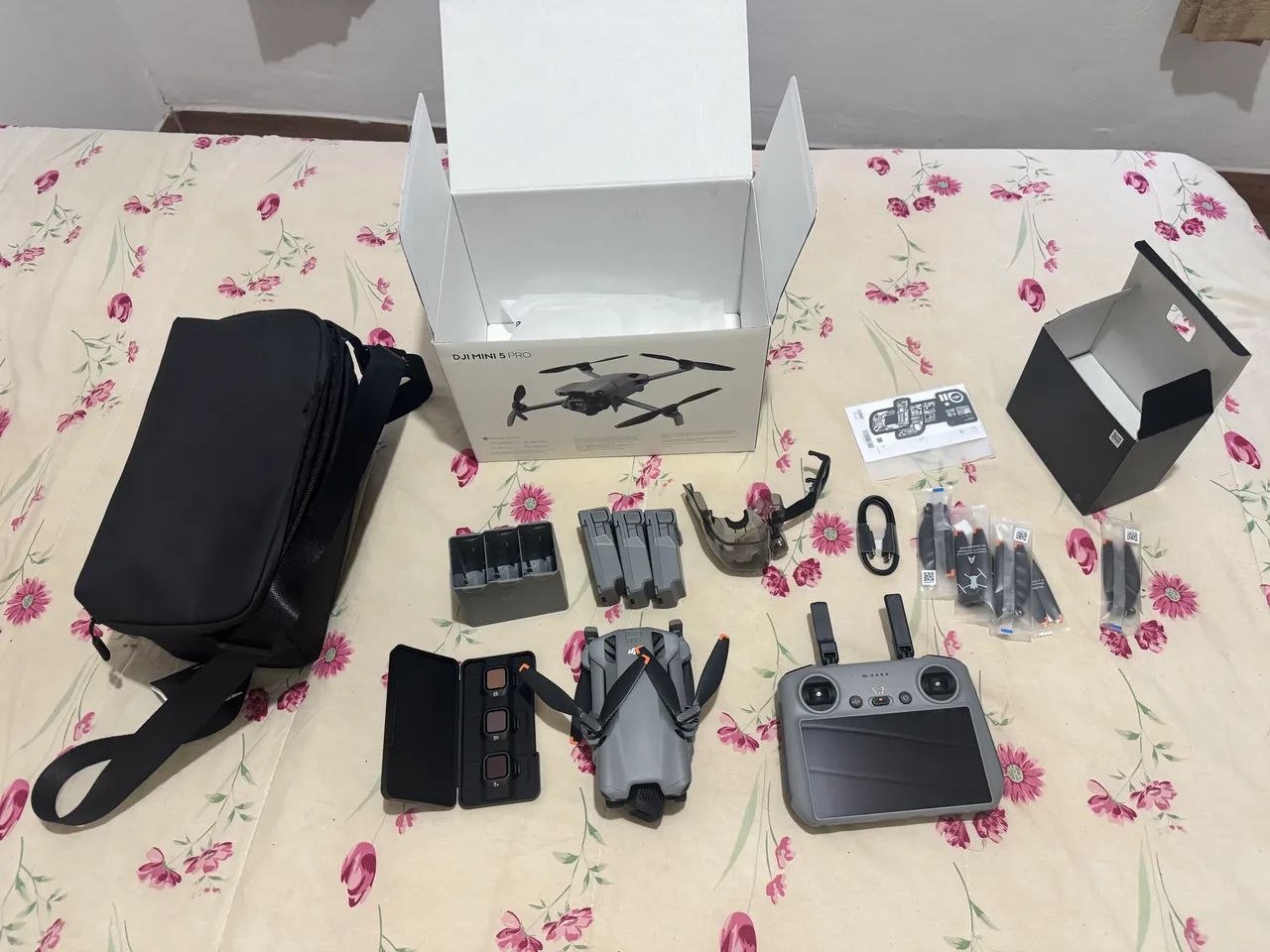 Dji mini 5 pro combo fly more plus