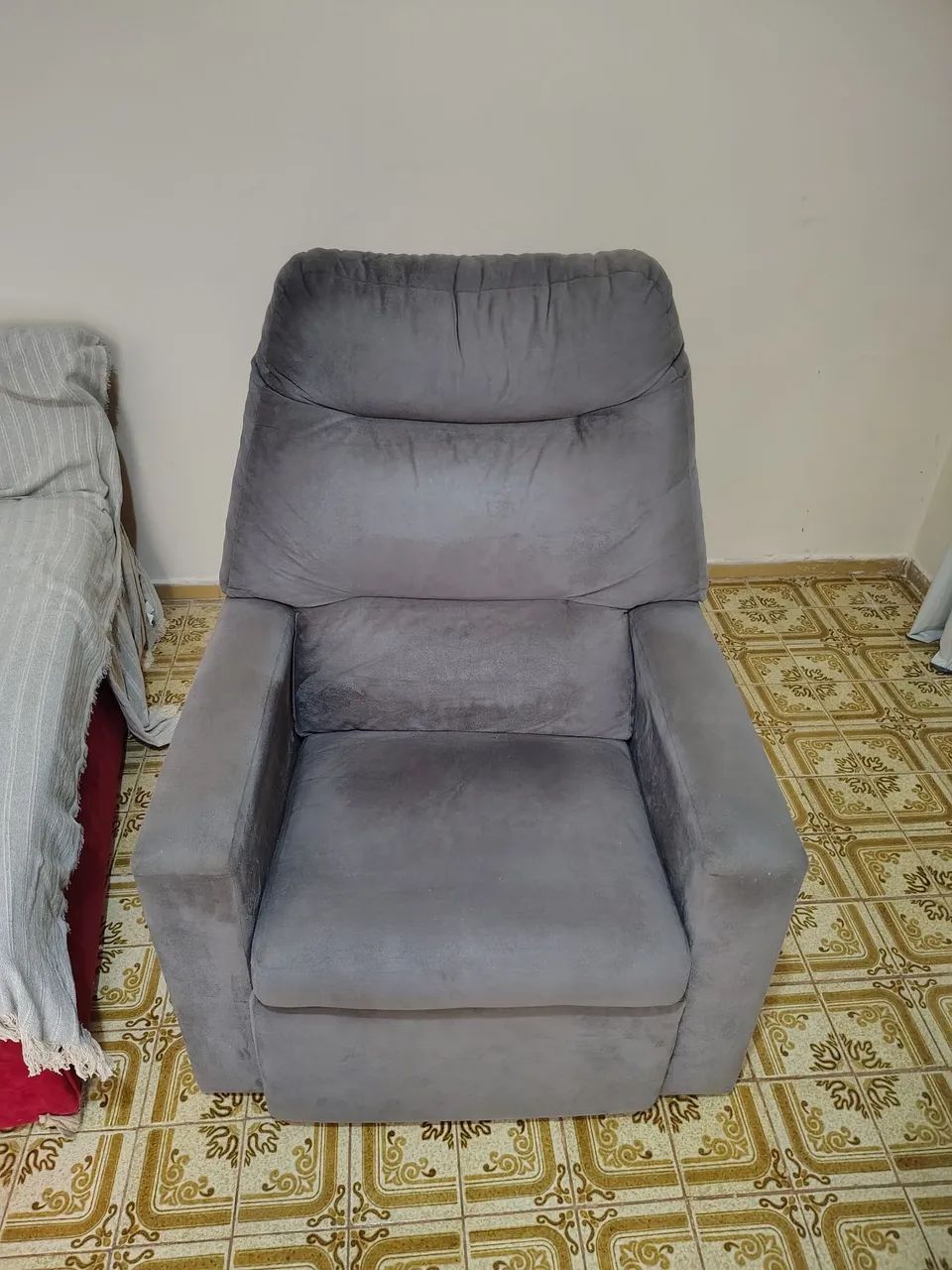 Poltrona reclinável 