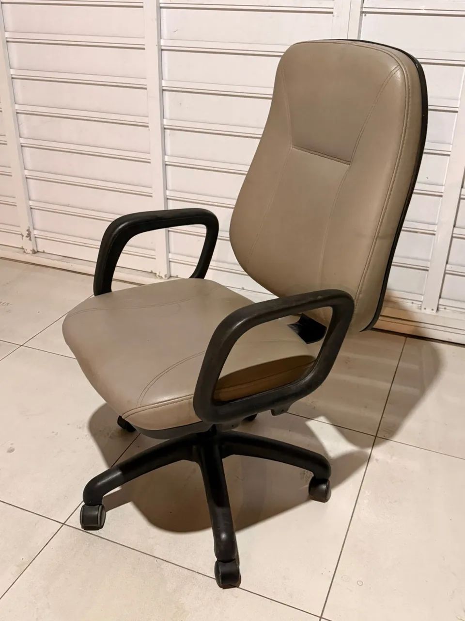 Cadeira  - Foto 2