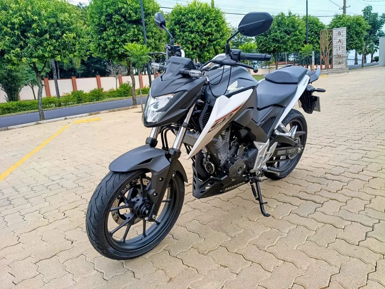 CB 300 - Foto 5