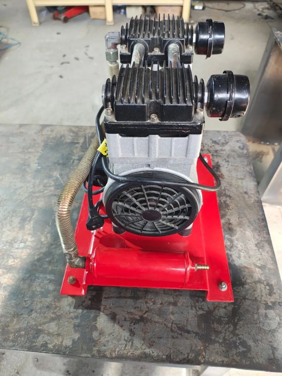 Compressor 444757684708321283