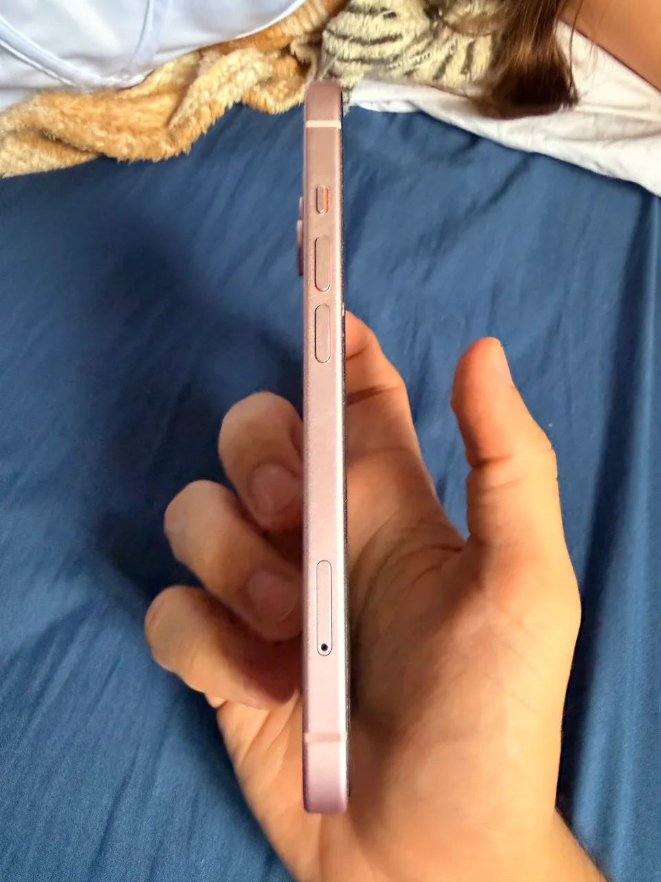 Vendo iPhone 15 de 128gb rosa - Foto 4