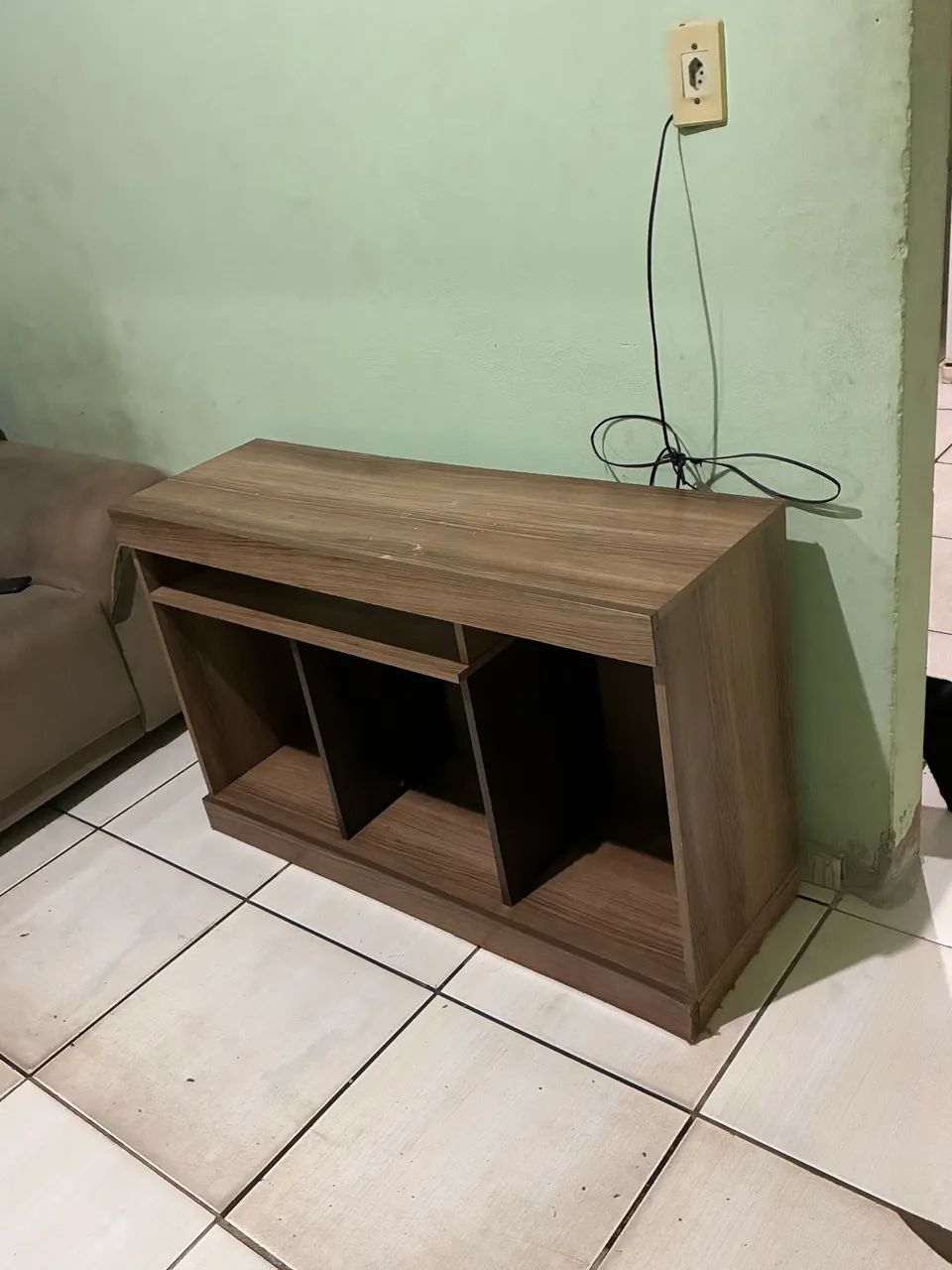 Vendo Rack de rodinhas para sala  - Foto 3