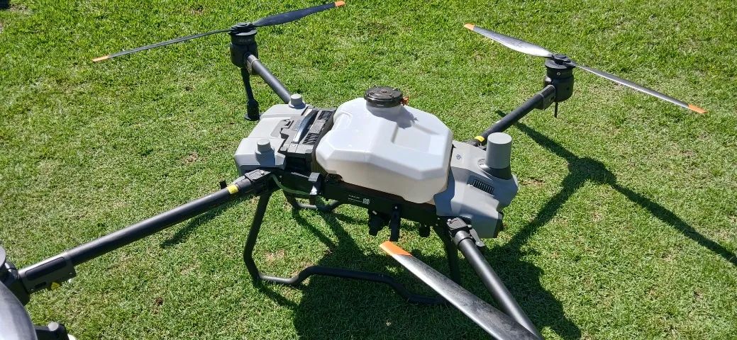 DJI Agras T20P + Estrutura