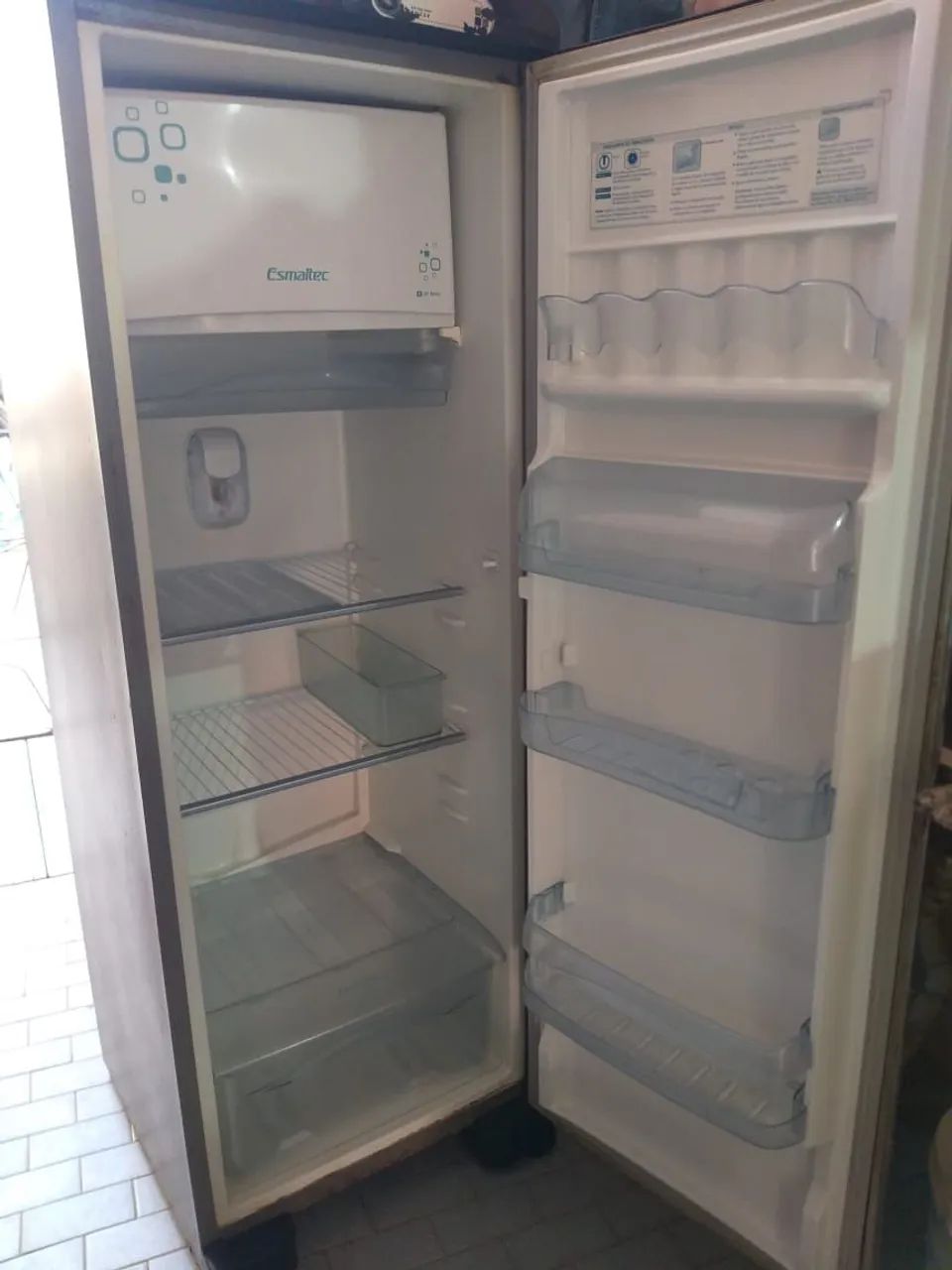 Geladeira Esmaltec ROC 34 Inox - Foto 3