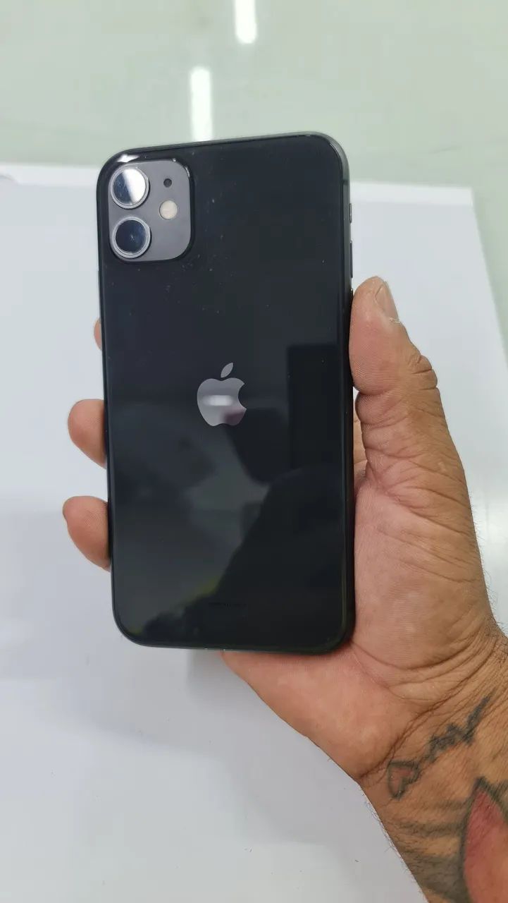 iPhone 11