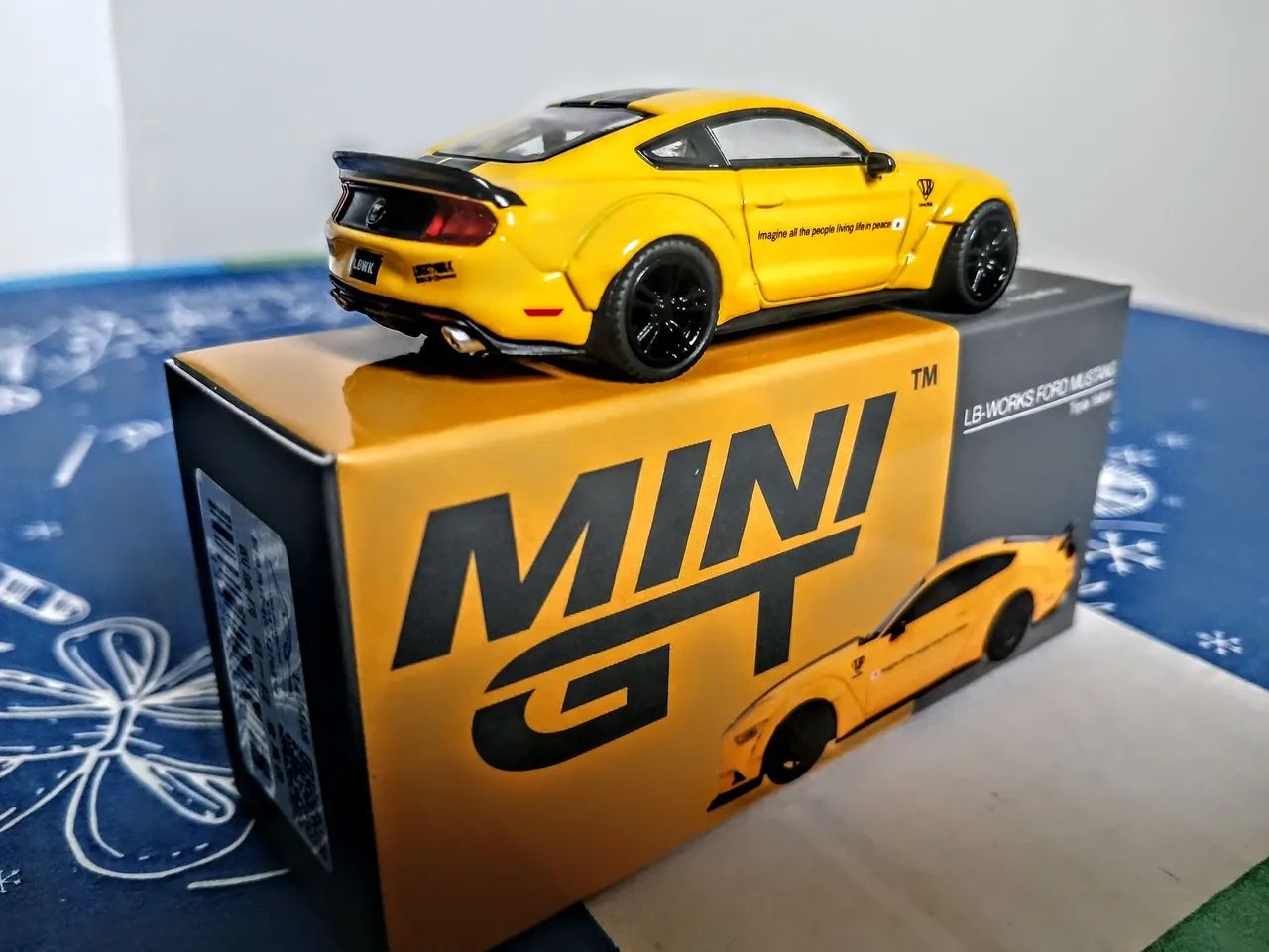 Mini GT Mustang LB Works 1/64 - Foto 2