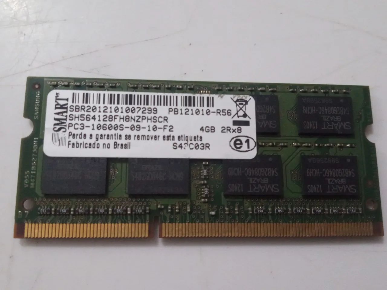 4GB Memory445600522526402560