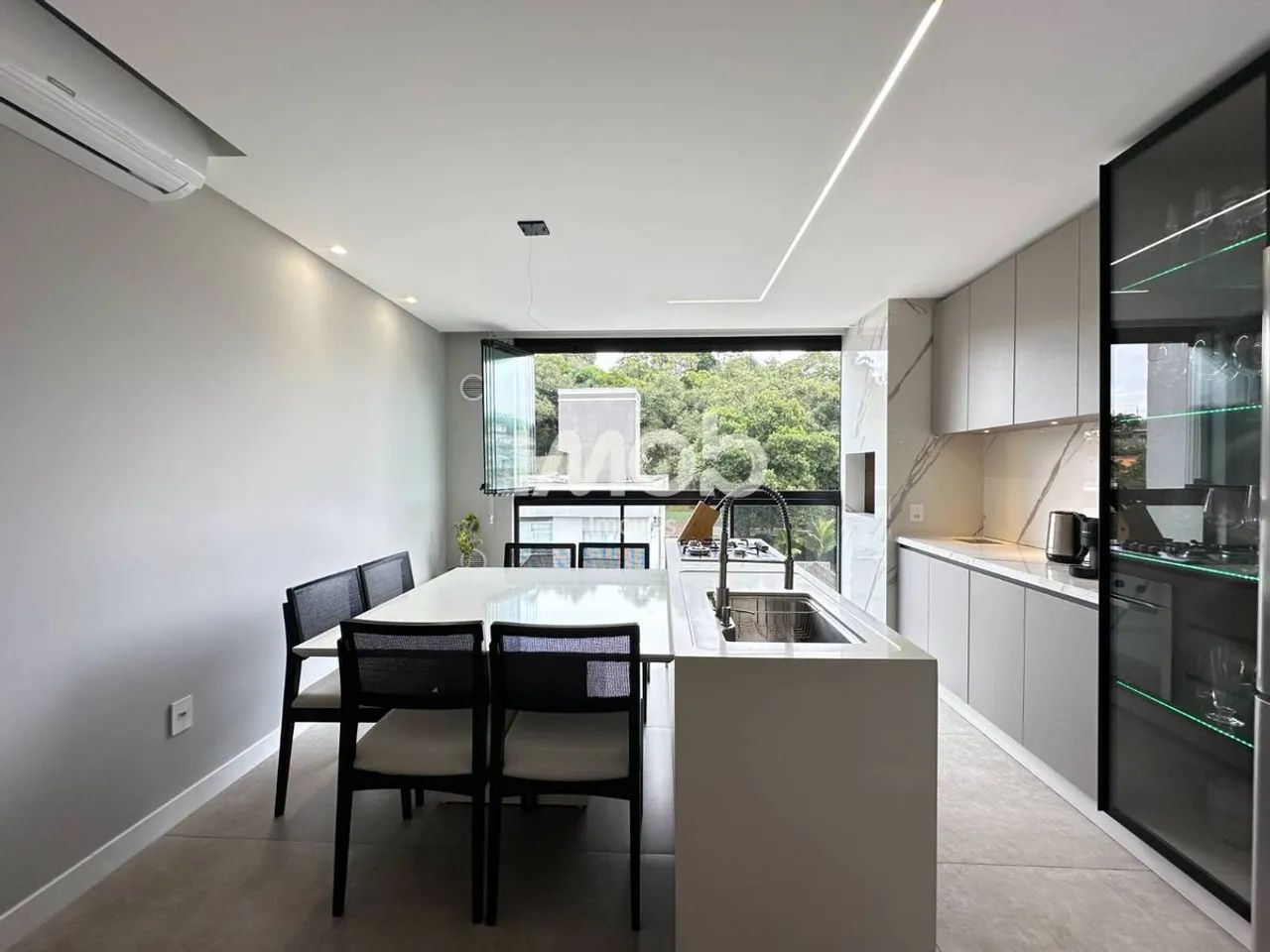 APARTAMENTO COM SUÍTE + 1 QUARTO, JARAGUÁ ESQUERDO